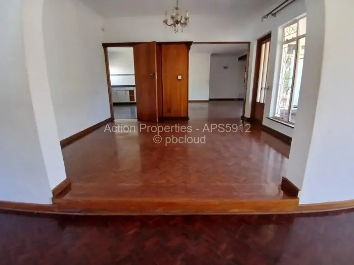 4 Bedroom House to Rent in Alexandra Park