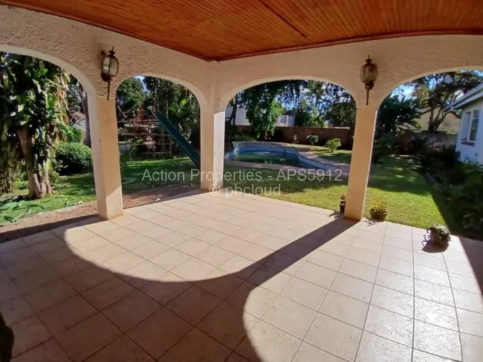 4 Bedroom House to Rent in Alexandra Park