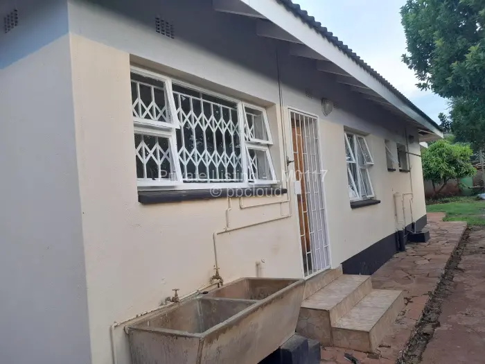 3 Bedroom Cottage/Garden Flat to Rent in Glen Lorne, Harare