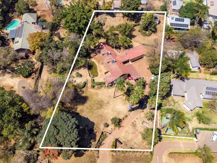 5 Bedroom House for Sale in Highlands, Harare