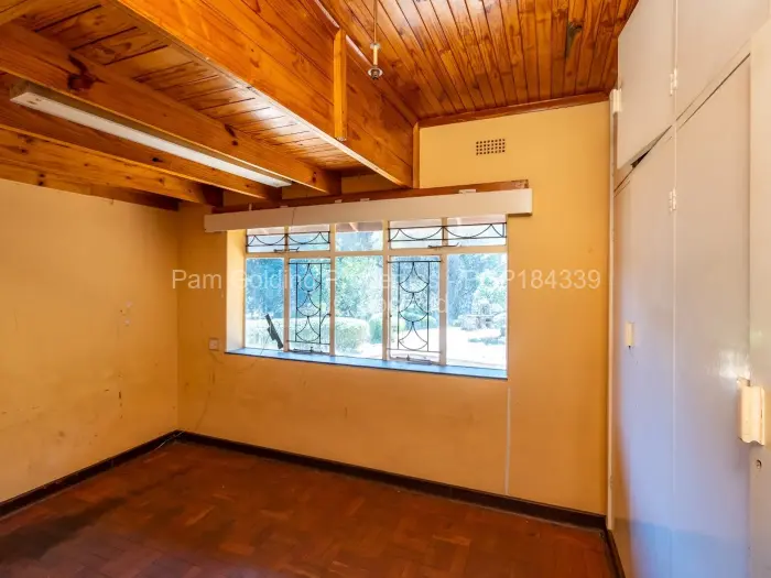 5 Bedroom House for Sale in Highlands, Harare