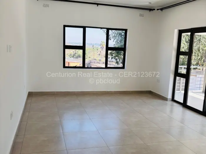 6 Bedroom House to Rent in Glen Lorne