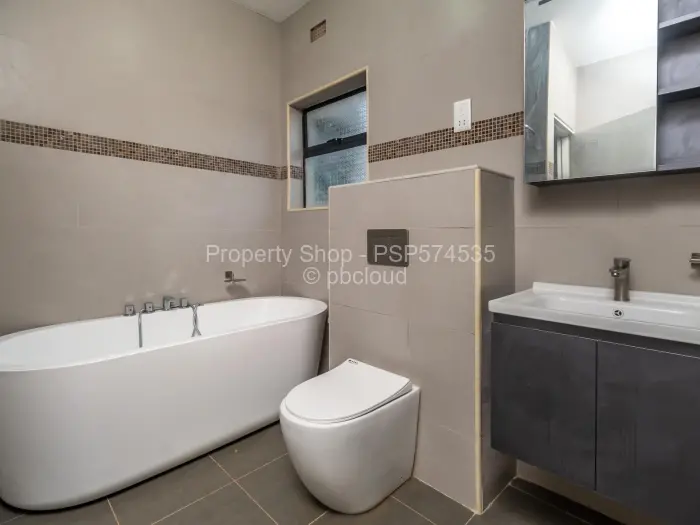 Flat/Apartment to Rent in Helensvale