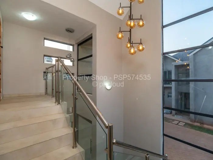 Flat/Apartment to Rent in Helensvale