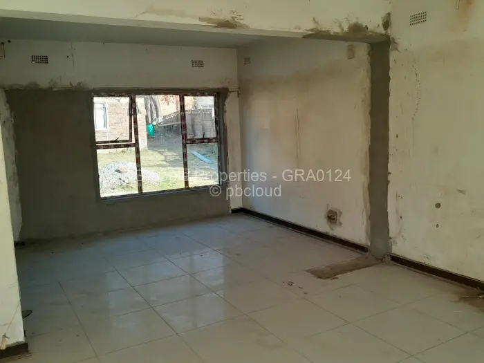 4 Bedroom House for Sale in Mabelreign, Harare