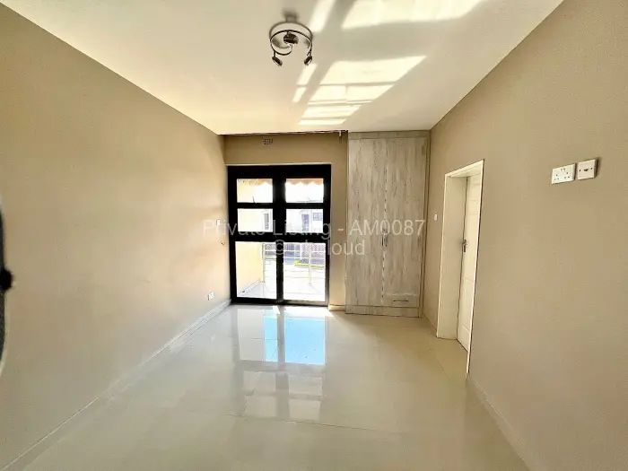 Townhouse/Complex/Cluster to Rent in Strathaven, Harare