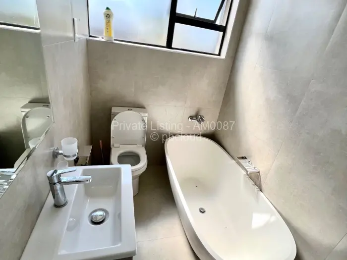 Townhouse/Complex/Cluster to Rent in Strathaven, Harare