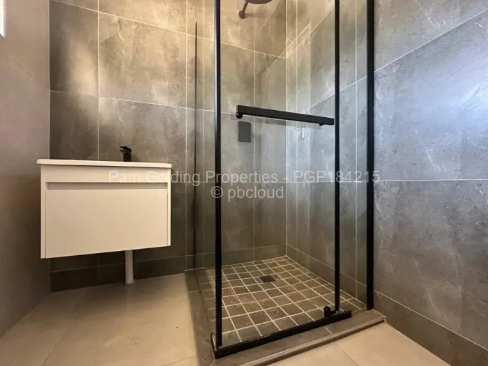 3 Bedroom House to Rent in Northwood