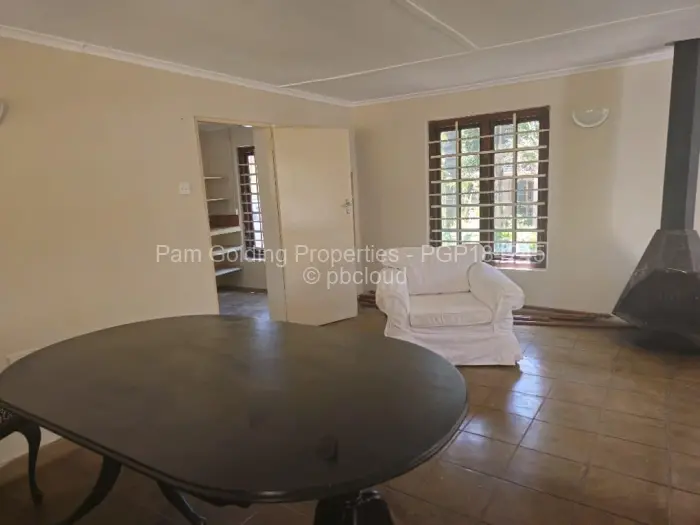 1 Bedroom Cottage/Garden Flat to Rent in Greendale