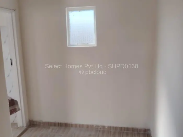 2 Bedroom House to Rent in Budiriro, Harare