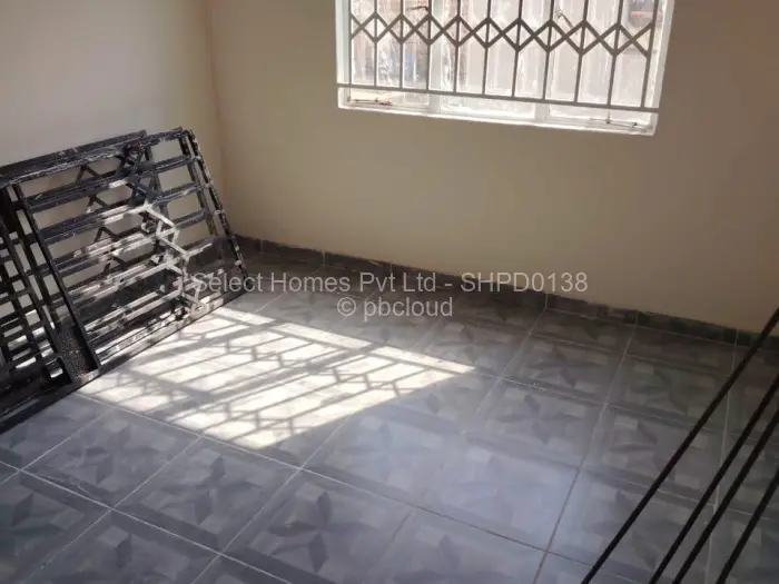 2 Bedroom House to Rent in Budiriro, Harare