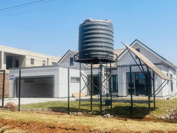 Flat/Apartment to Rent in Fairview, Harare