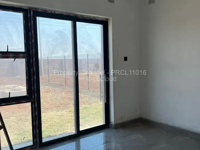 Flat/Apartment to Rent in Fairview, Harare