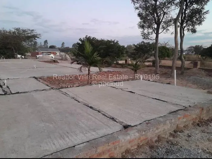 Stand for Sale in Arlington, Harare