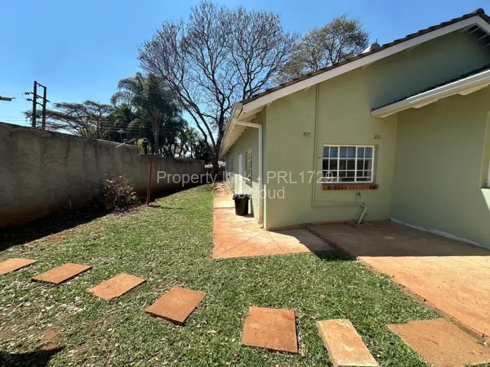 Townhouse/Complex/Cluster to Rent in Rolf Valley
