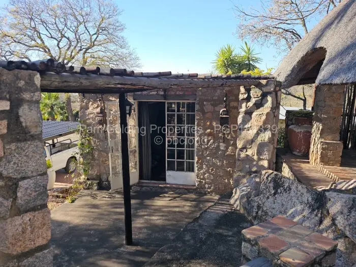 4 Bedroom House for Sale in Burnside, Bulawayo