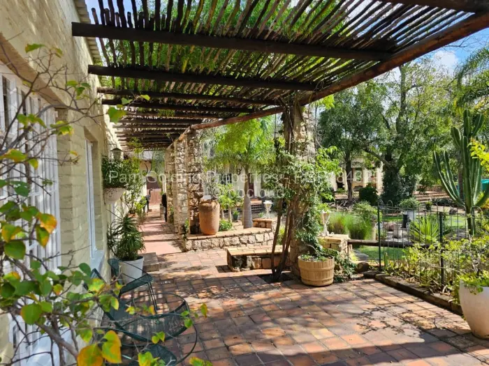 4 Bedroom House for Sale in Burnside, Bulawayo