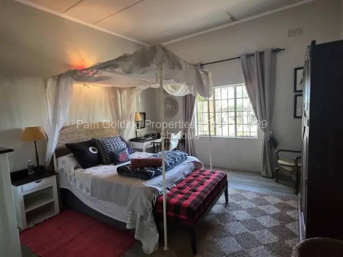 4 Bedroom House for Sale in Burnside, Bulawayo