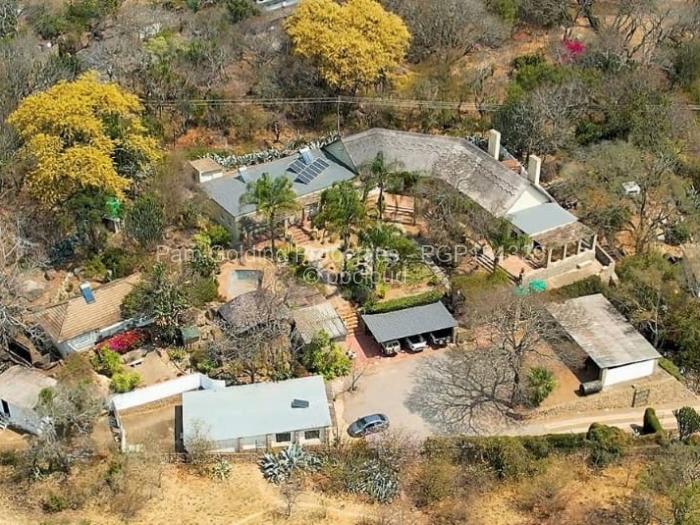 4 Bedroom House for Sale in Burnside, Bulawayo