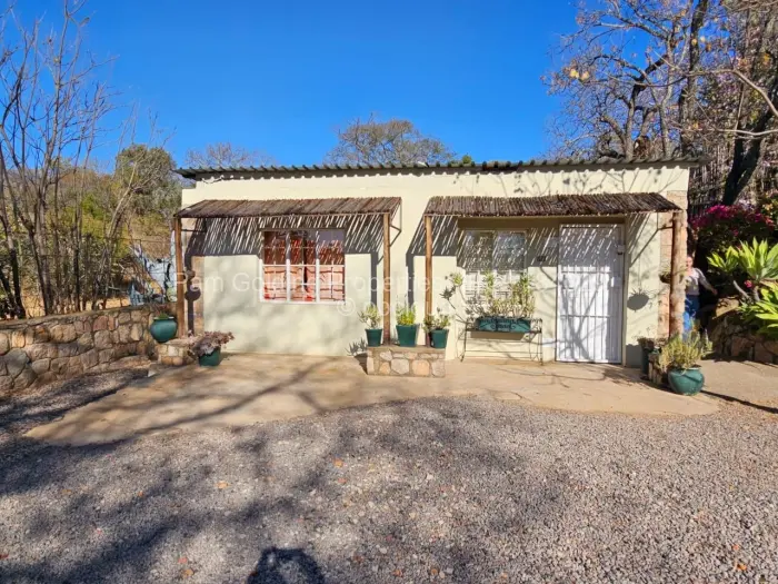 4 Bedroom House for Sale in Burnside, Bulawayo