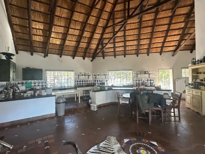 4 Bedroom House for Sale in Burnside, Bulawayo