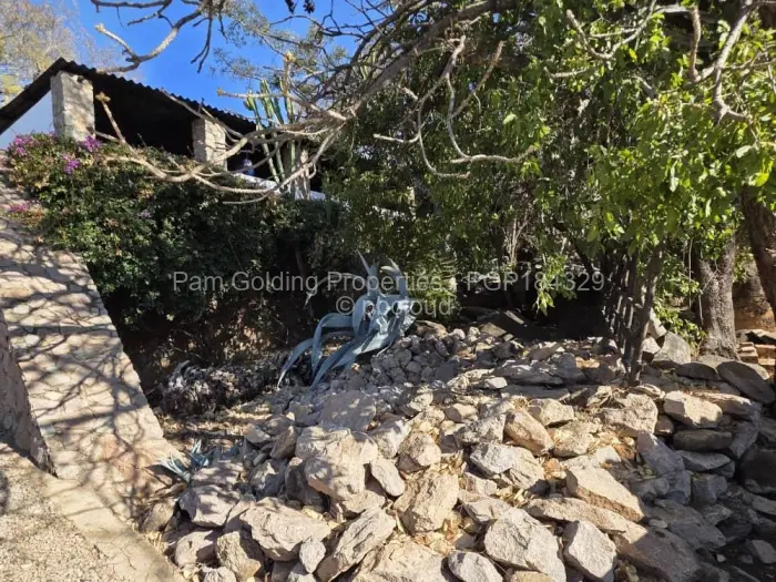 4 Bedroom House for Sale in Burnside, Bulawayo