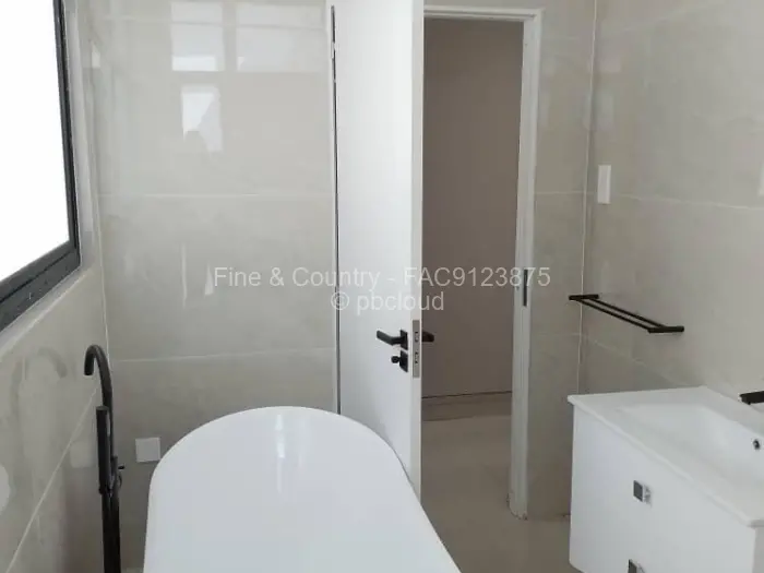 Townhouse/Cluster for Sale in Strathaven, Harare