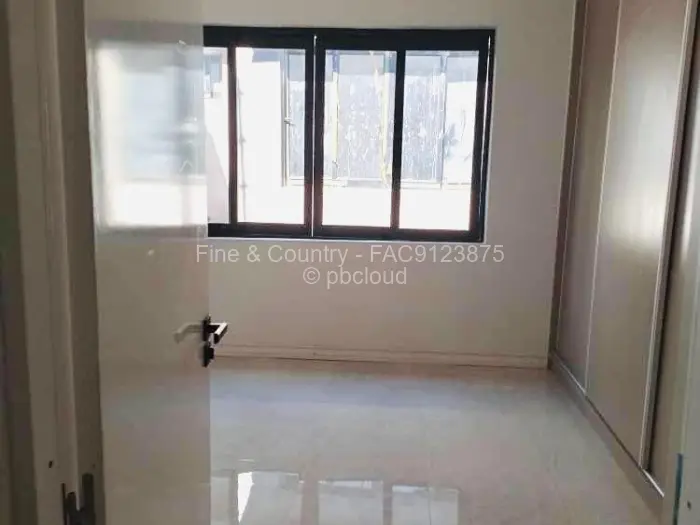 Townhouse/Cluster for Sale in Strathaven, Harare