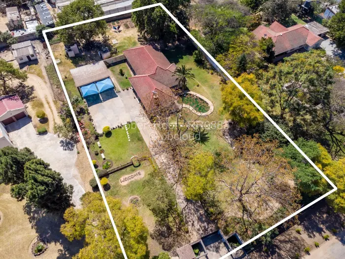 6 Bedroom House for Sale in Greendale, Harare