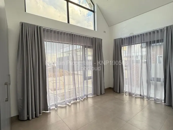 Townhouse/Complex/Cluster to Rent in Borrowdale