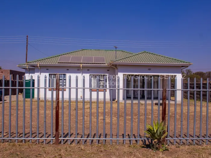 3 Bedroom House for Sale in Hopeville, Bulawayo