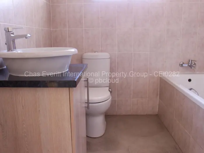 3 Bedroom House for Sale in Hopeville, Bulawayo