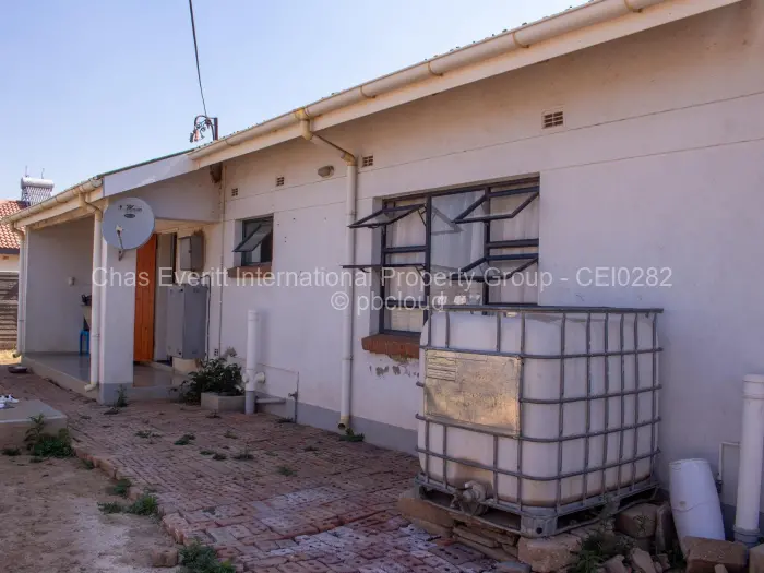 3 Bedroom House for Sale in Hopeville, Bulawayo