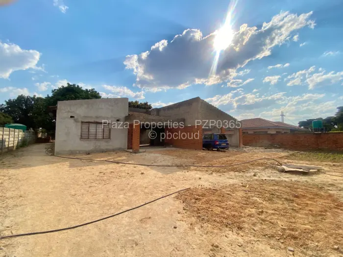 4 Bedroom House for Sale in Zimre Park, Harare