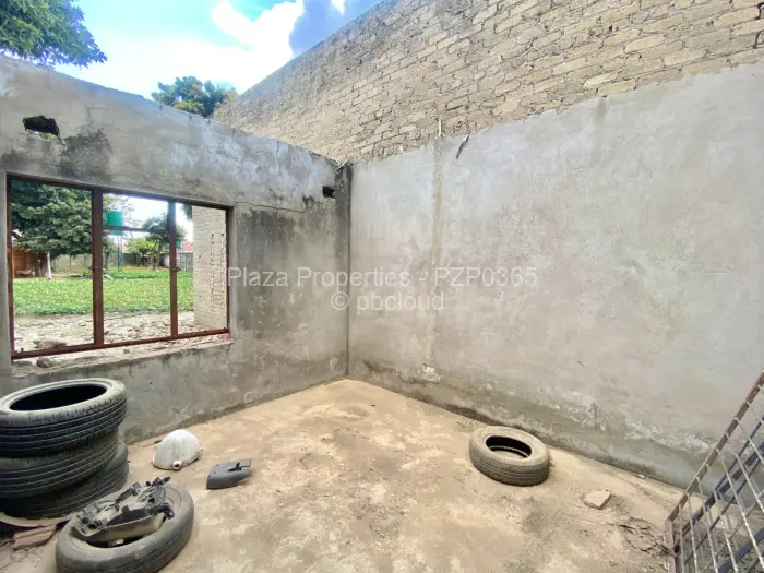 4 Bedroom House for Sale in Zimre Park, Harare