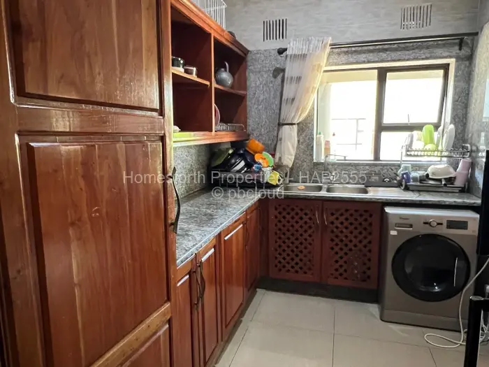 7 Bedroom House for Sale in Borrowdale Brooke, Harare