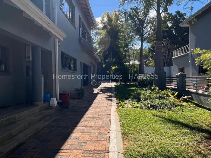 7 Bedroom House for Sale in Borrowdale Brooke, Harare