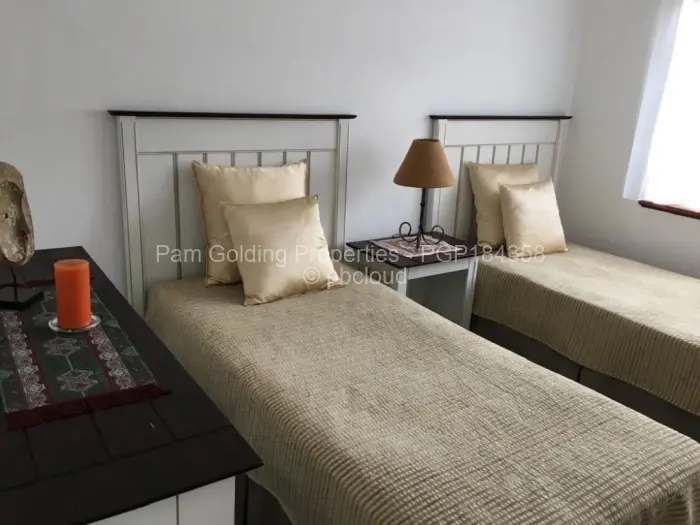 Townhouse/Complex/Cluster to Rent in Borrowdale