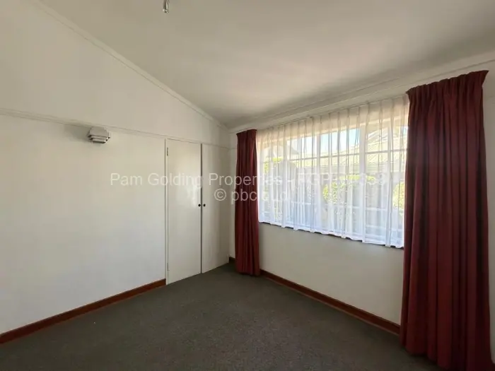 Townhouse/Complex/Cluster to Rent in Borrowdale