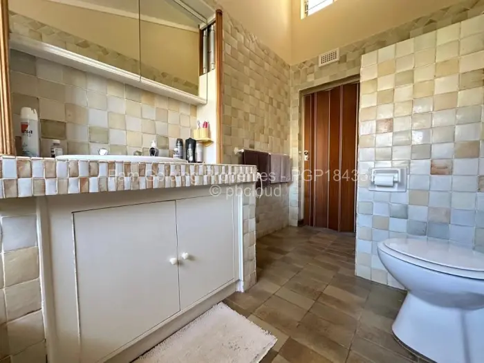 Townhouse/Complex/Cluster to Rent in Borrowdale
