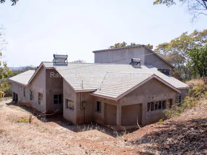 4 Bedroom House for Sale in Shawasha Hills, Harare