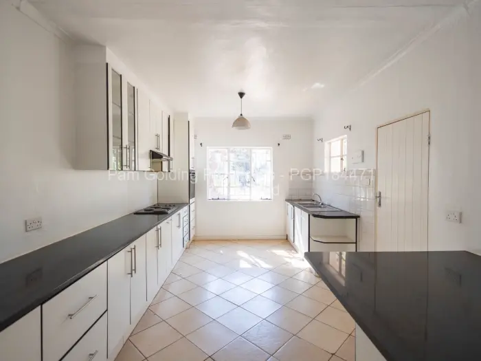 9 Bedroom House for Sale in Greendale, Harare