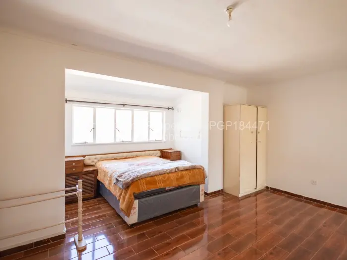 9 Bedroom House for Sale in Greendale, Harare