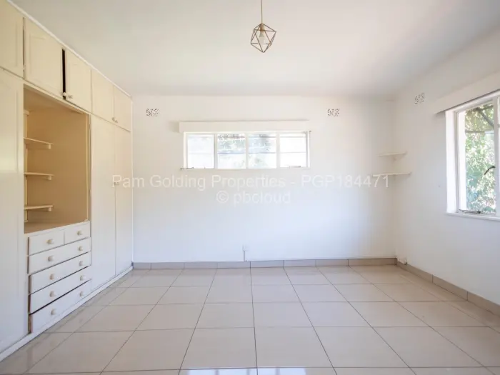 9 Bedroom House for Sale in Greendale, Harare