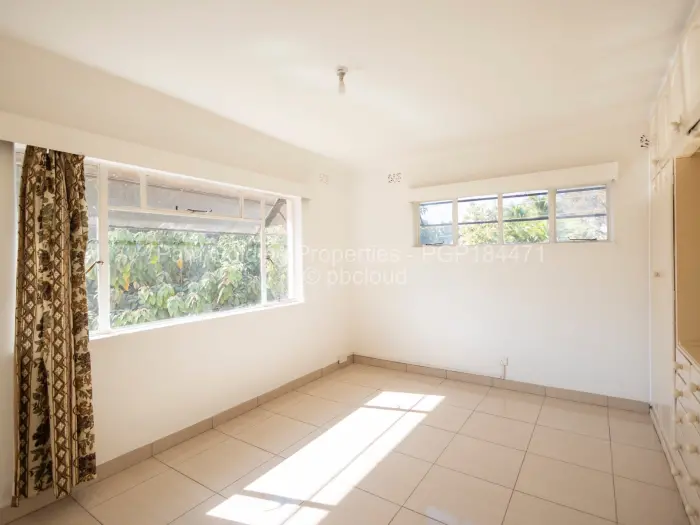 9 Bedroom House for Sale in Greendale, Harare
