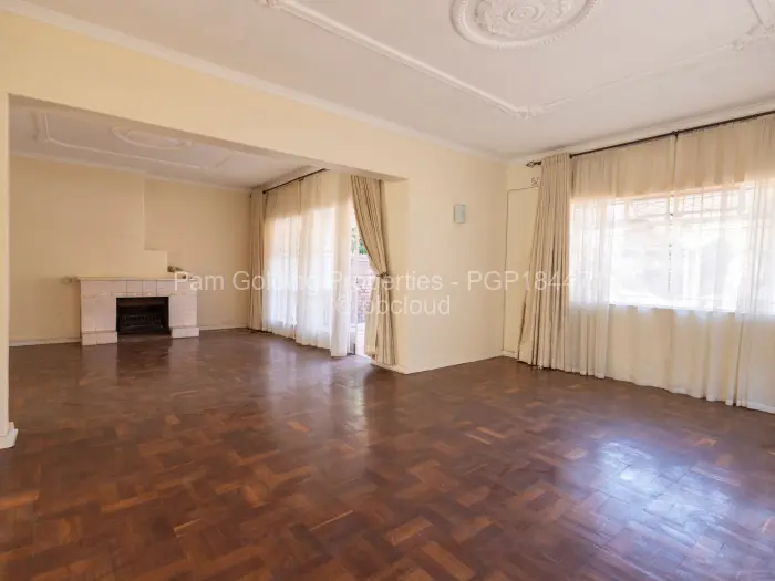9 Bedroom House for Sale in Greendale, Harare