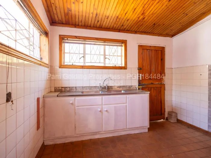 4 Bedroom House for Sale in Chisipite, Harare