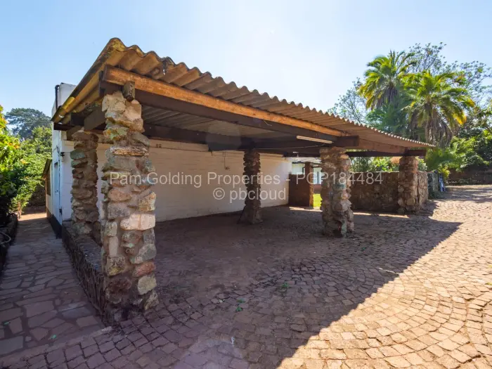 4 Bedroom House for Sale in Chisipite, Harare