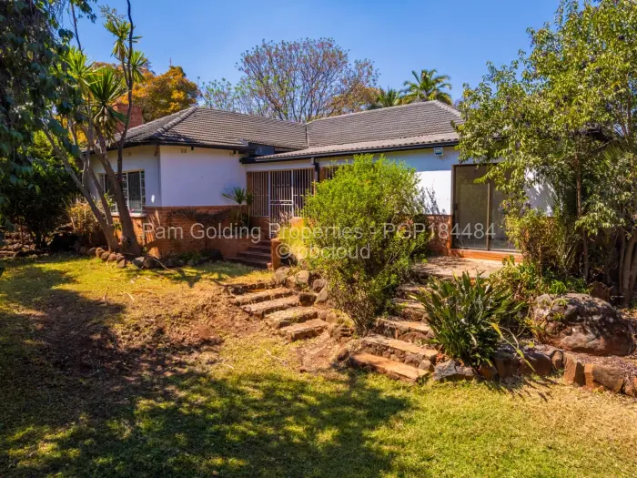 4 Bedroom House for Sale in Chisipite, Harare