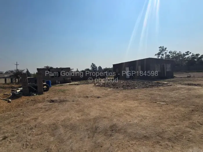 5 Bedroom House for Sale in Burnside, Bulawayo